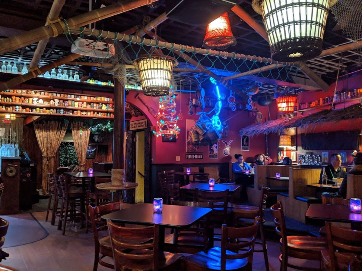 Porco Lounge & Tiki Room