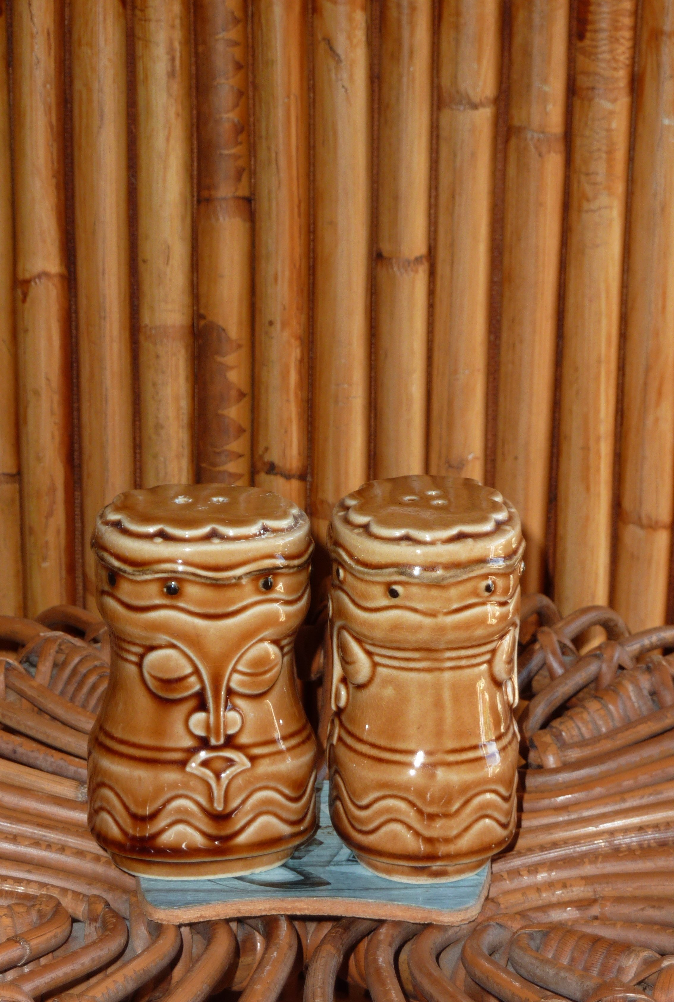 ヴィンテージ　tikimug ティキマグ　tikiマグ　westwood 60s Tiki Mug: Westwood W-4 Salt & Pepper Shakers Brown -… | mytiki.life